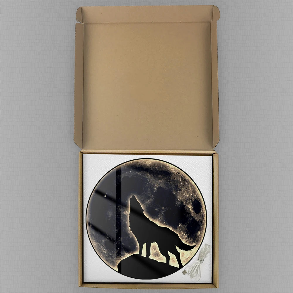 Howling Wolf Full Moon LED Auto-Dimming Digital Wall Clock For Man Cave Bedroom Wildlife Nature Artwork Electronic Wall Clock
